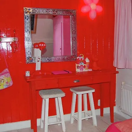 Holiday Bo Tatil Evi *